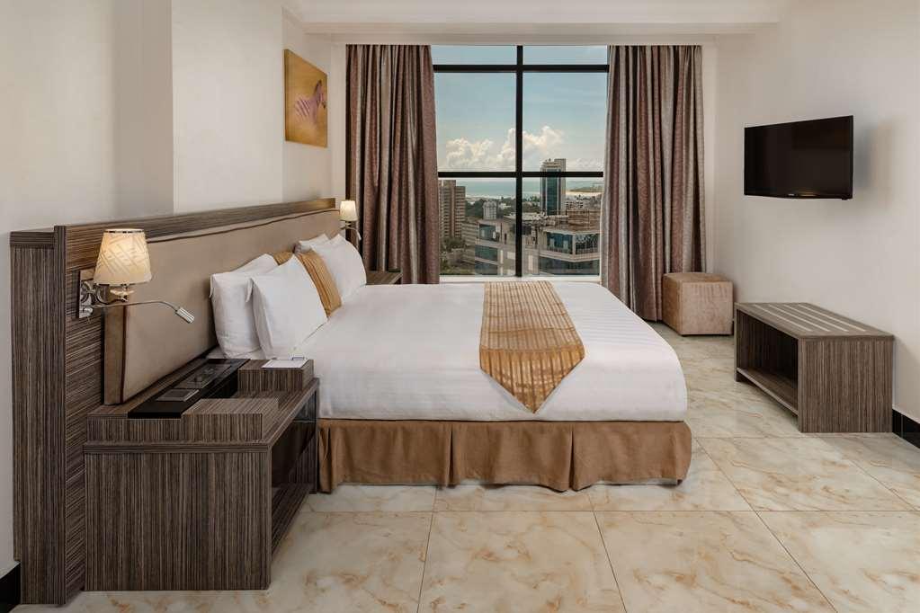 Golden Tulip Dar Es Salaam City Center Hotel Oda fotoğraf