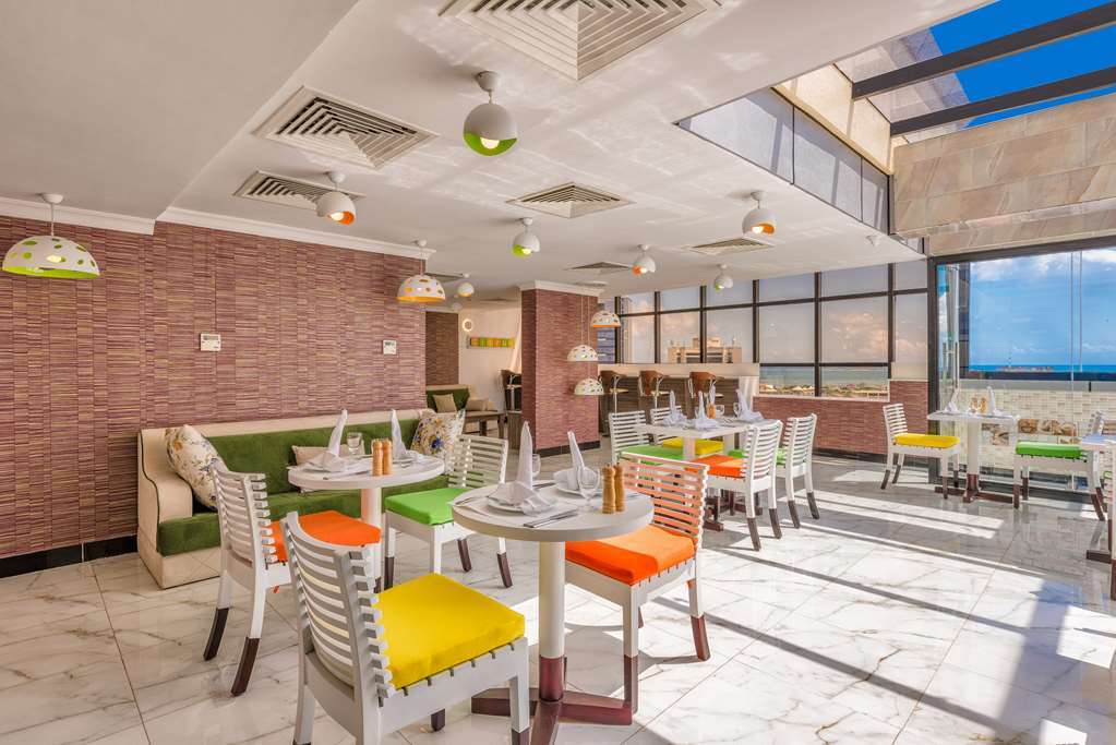 Golden Tulip Dar Es Salaam City Center Hotel Restoran fotoğraf