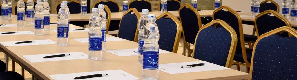 Golden Tulip Dar Es Salaam City Center Hotel Konforlar fotoğraf